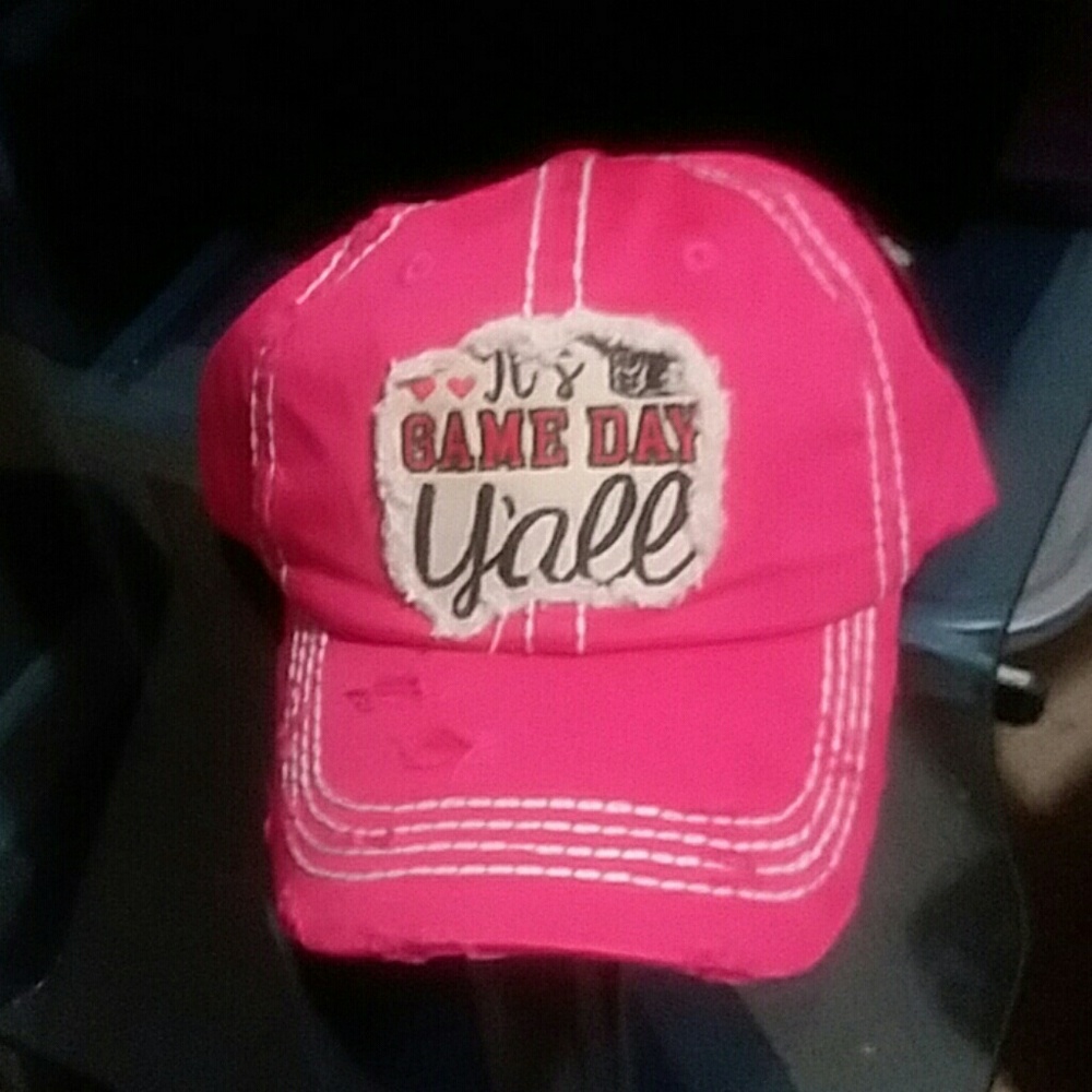 NWOT women's distressed hat